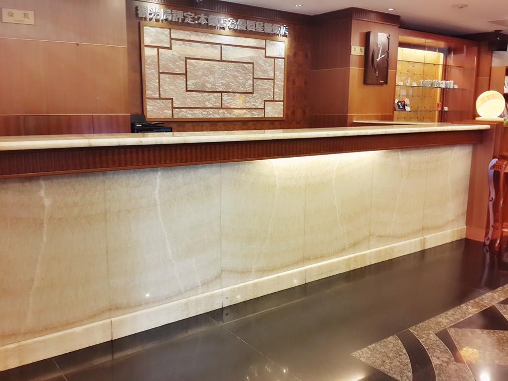 Jing Jing Holiday Hotel Kaohsiung Dış mekan fotoğraf